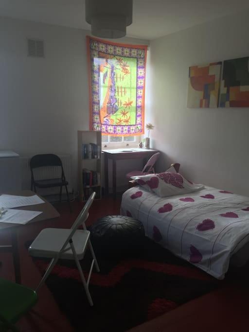 לונדון Carpe Diem Rooms Flat Near Zone 1 מראה חיצוני תמונה