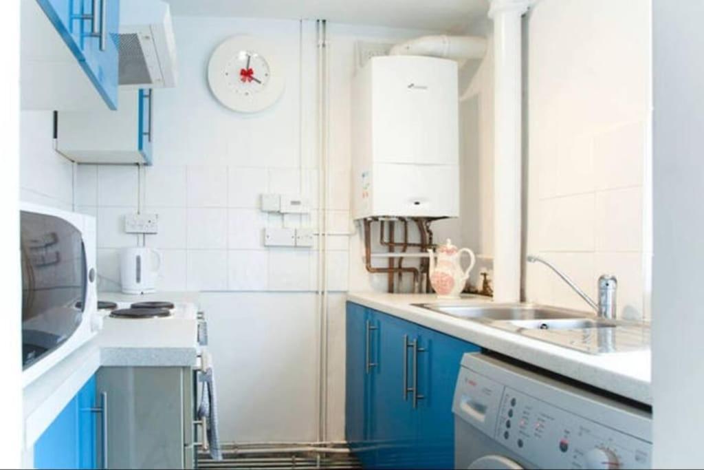 לונדון Carpe Diem Rooms Flat Near Zone 1 מראה חיצוני תמונה