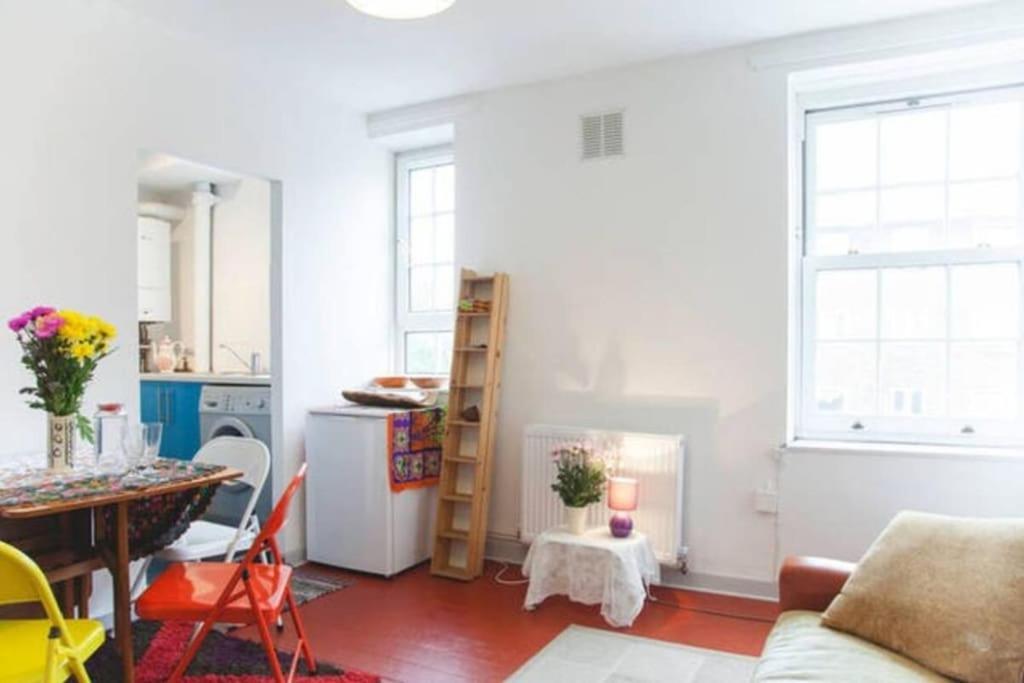 לונדון Carpe Diem Rooms Flat Near Zone 1 מראה חיצוני תמונה