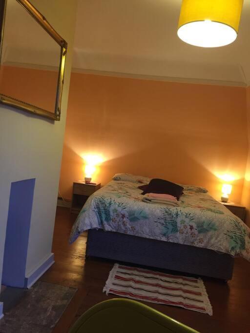 לונדון Carpe Diem Rooms Flat Near Zone 1 מראה חיצוני תמונה